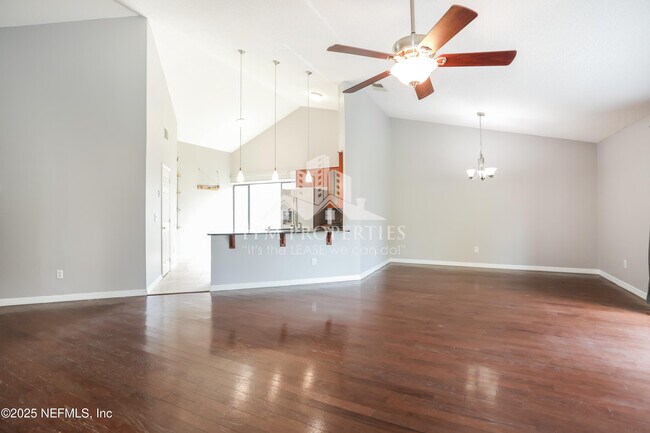 Building Photo - 8038 Loch Lomond Ln