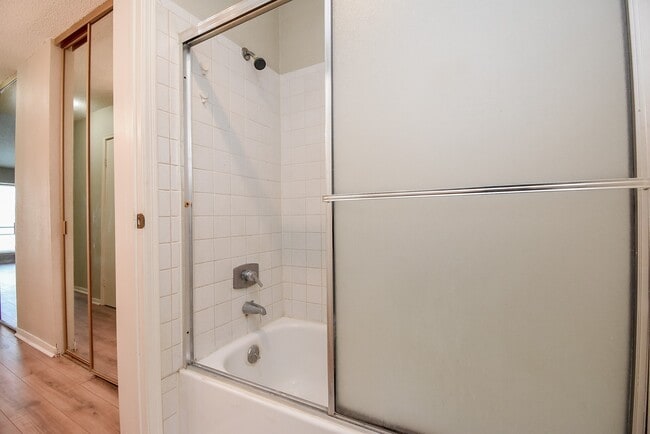 Building Photo - 11280 Braes Forest Dr