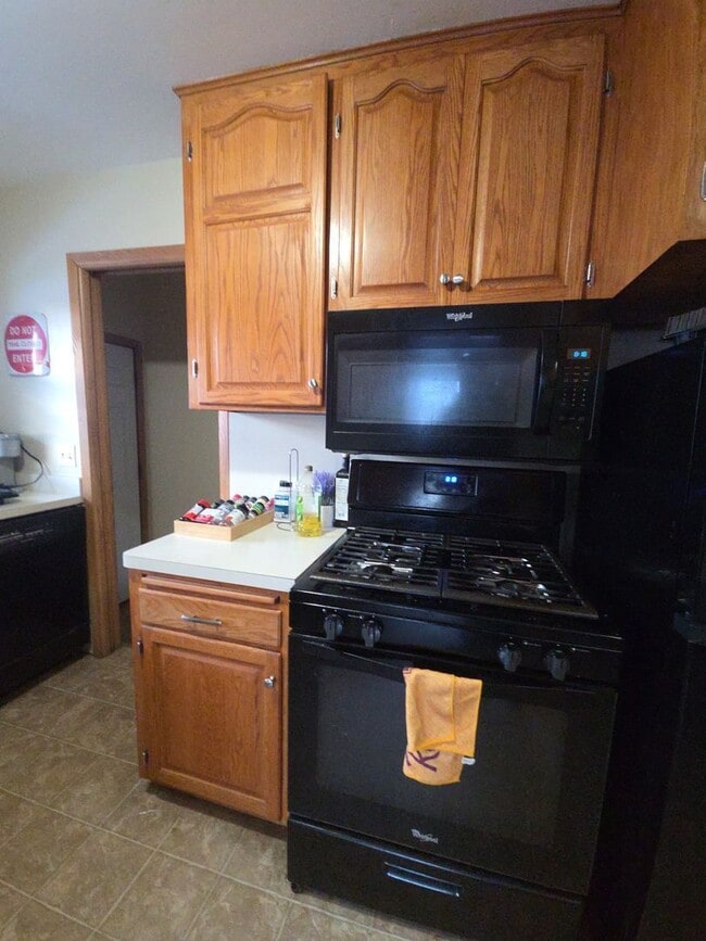 Building Photo - 1618 Natchez Ave S