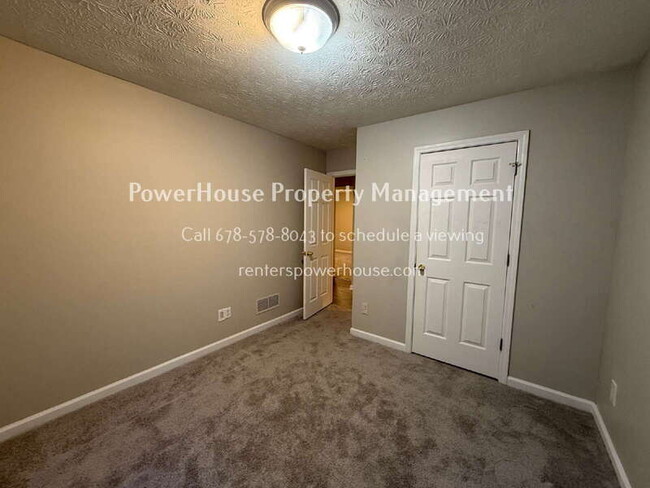 Building Photo - 217 Farmville Ct