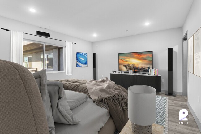 Building Photo - 7040 Woodman Ave