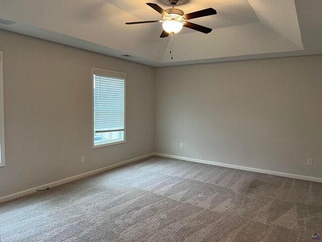 Building Photo - 108 W River Cane Run