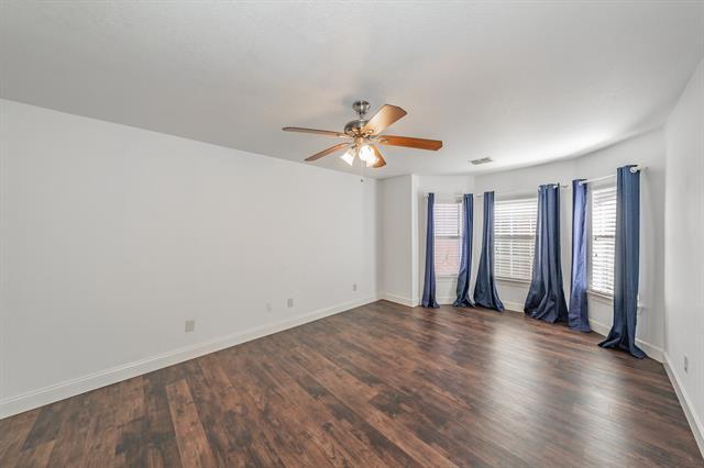 Building Photo - 4213 Wycliff Ave