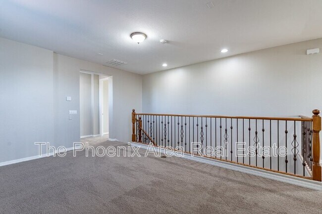 Building Photo - 3813 E Capricorn Pl