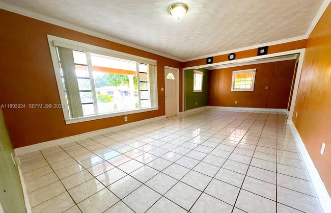 Building Photo - 3235 NW 80th Terrace