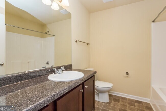 Building Photo - 354 Easley Dr SE
