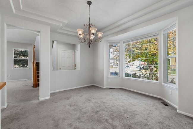 Building Photo - Beautiful 4 bedroom in Observatory Village