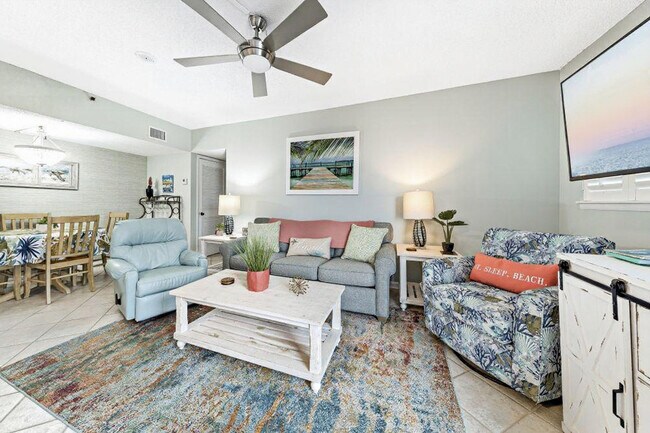 Building Photo - 375 Plantation Rd