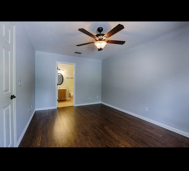 Building Photo - 2346 Emerald Ridge Loop