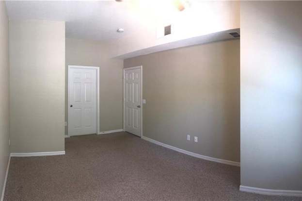 Building Photo - 4012 Santa Maria Dr