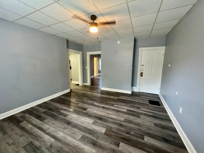 Building Photo - 505 Dawson Ave