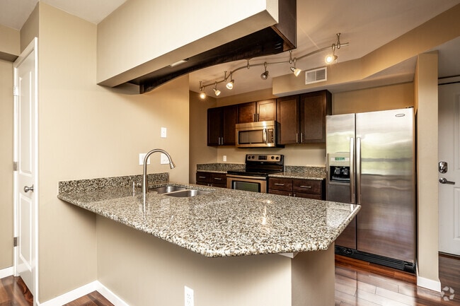 Interior Photo - Oakcrest Condominiums