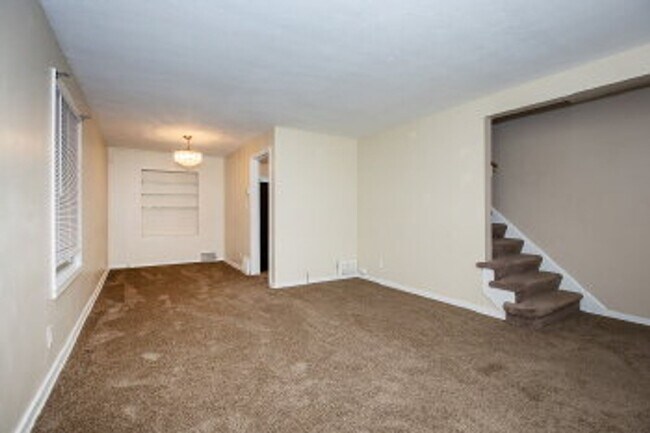 Building Photo - 25141 Treadwell Ave