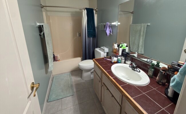 Building Photo - 169 Brookview Ln