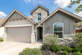 Building Photo - 124 Rosebush Dr