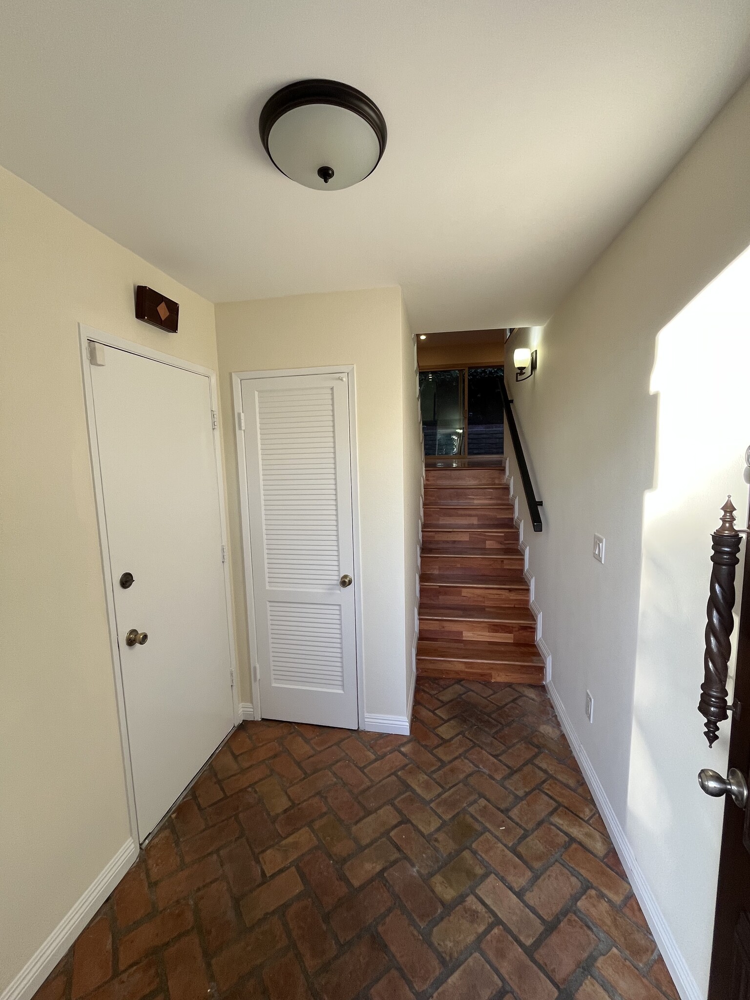 Building Photo - 5144 Javalambre Dr