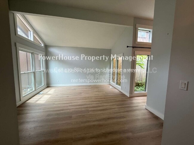 Building Photo - 120 Leeward Ln