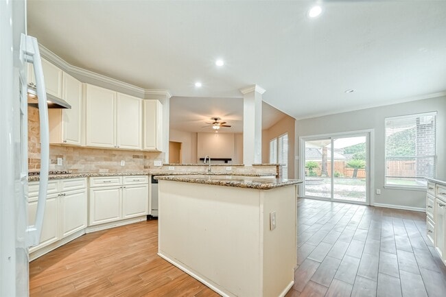 Building Photo - 22011 Windmill Bluff Ln