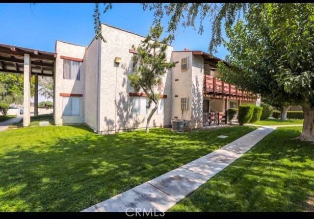 Building Photo - 2040 W Avenue J13