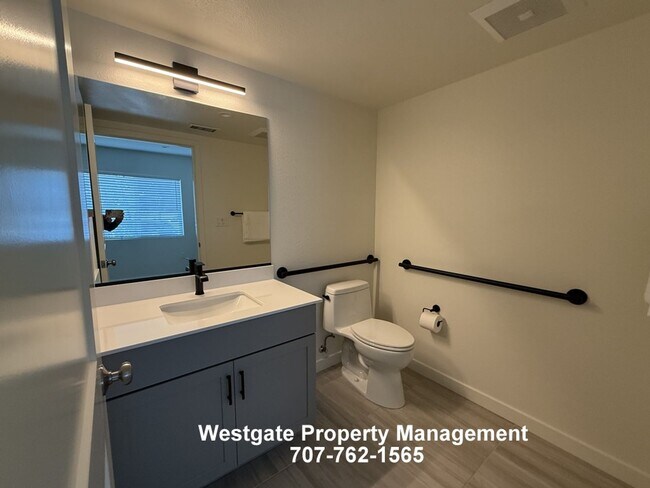 Building Photo - 209 Wellness Wy