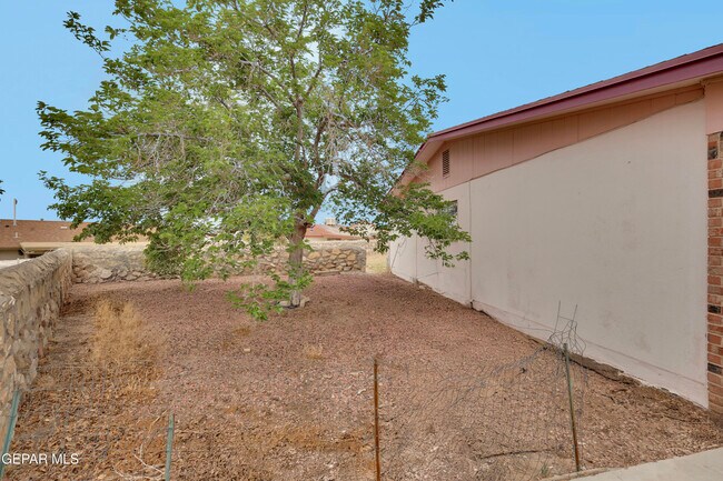 Building Photo - 1529 Babe Hiskey Ln