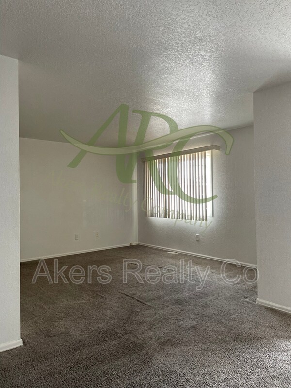 Building Photo - 2726 Poplar St