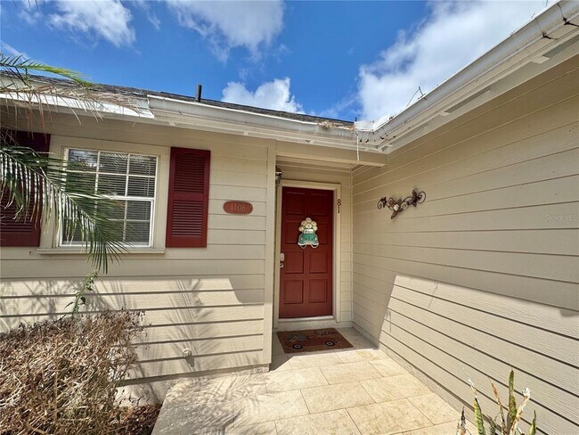 Building Photo - 1106 Villa Ln