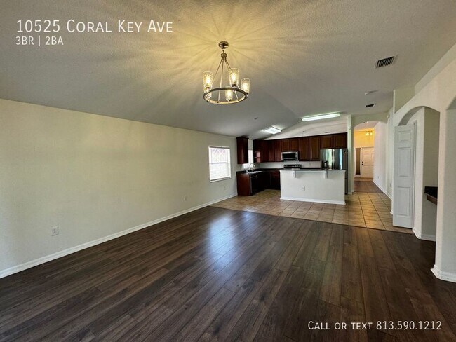 Building Photo - 10525 Coral Key Ave