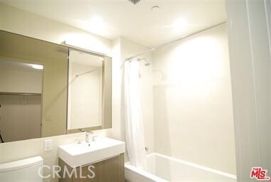 Building Photo - 889 Francisco St