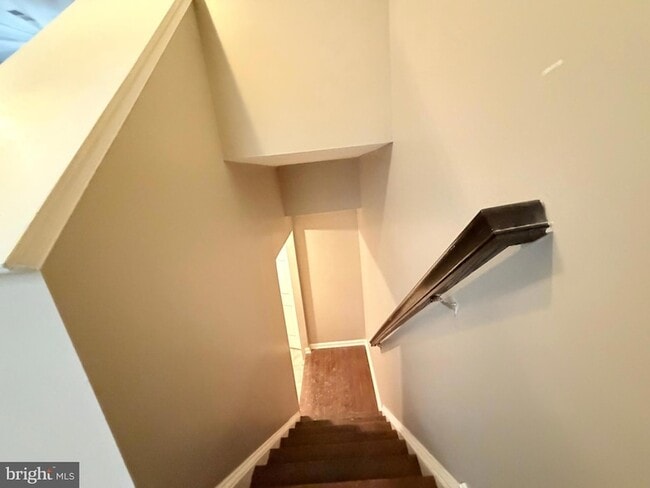 Building Photo - 4805 Cowslip Ct