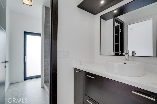 Building Photo - 1424 Via Zumaya