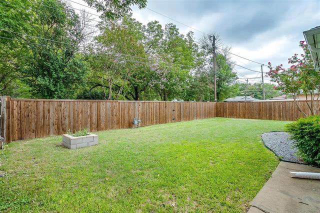 Building Photo - 10008 San Lorenzo Dr