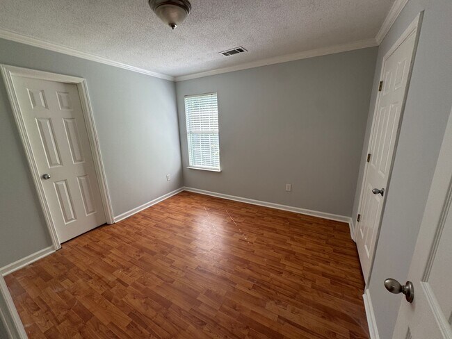 Building Photo - Stunning 3-Bedroom Home in Olive Branch - Spacious & Modern!