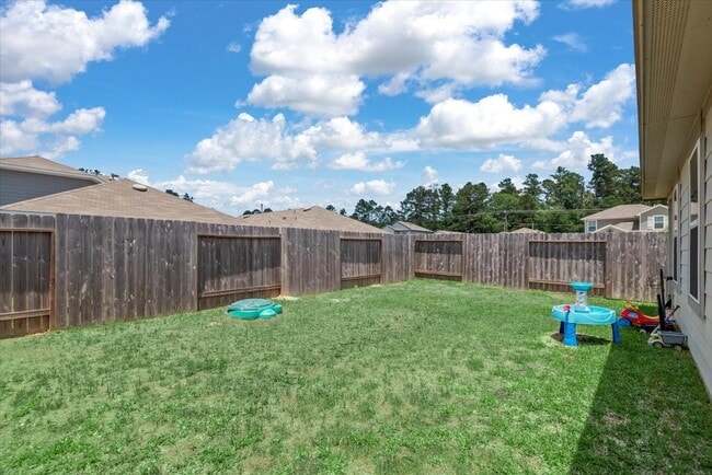 Building Photo - 14208 Fern Meadows Dr