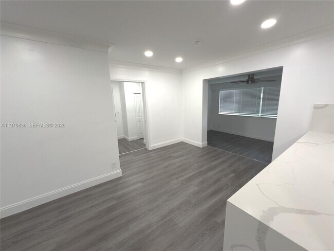 Building Photo - 1403 Adams St