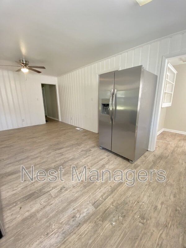 Building Photo - 3808 Hartwell Rd