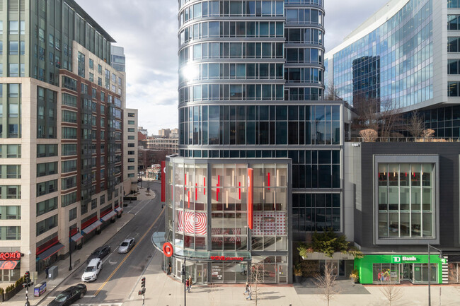 Building Photo - 1350 Boylston St