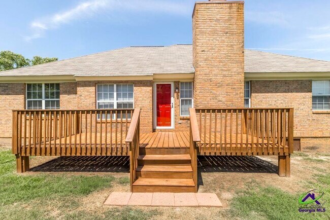 Building Photo - 1212 Willow Bend