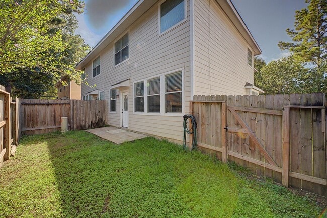 Building Photo - 43 S Camellia Grove Cir