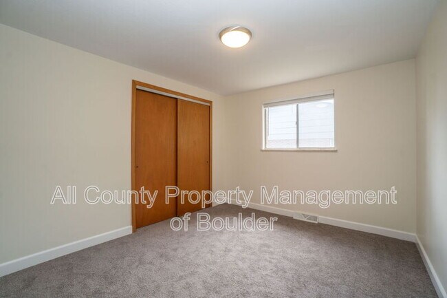 Building Photo - 1515 Stuart St