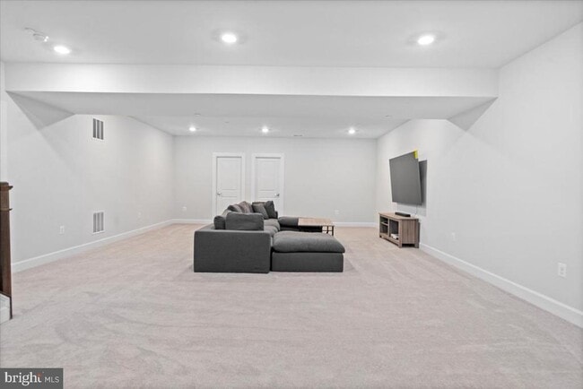 Building Photo - 13903 Hebron Ln