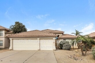 Building Photo - 624 W Douglas Ave