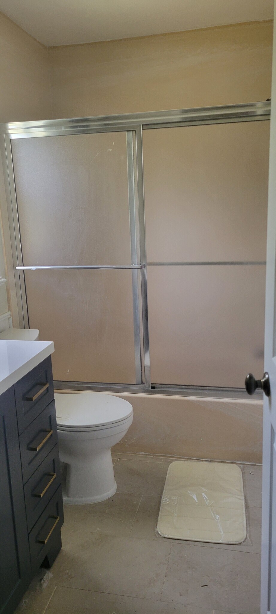 Guest bath - 9160 Aster Rd