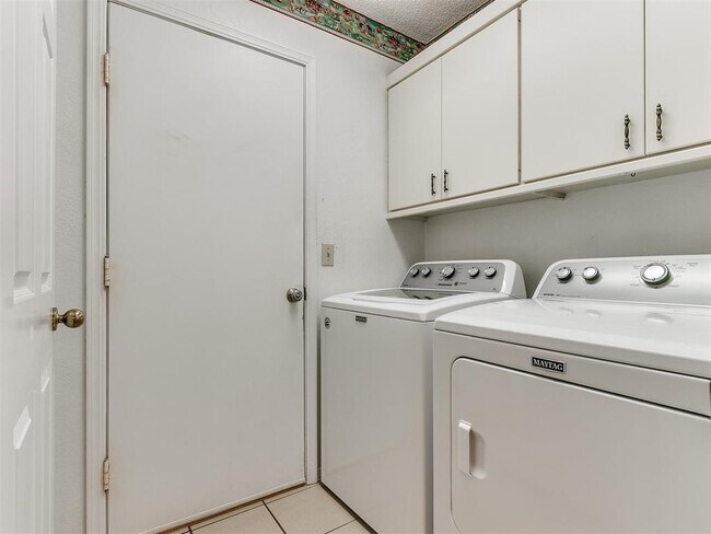 Building Photo - 11317 Windmill Pl