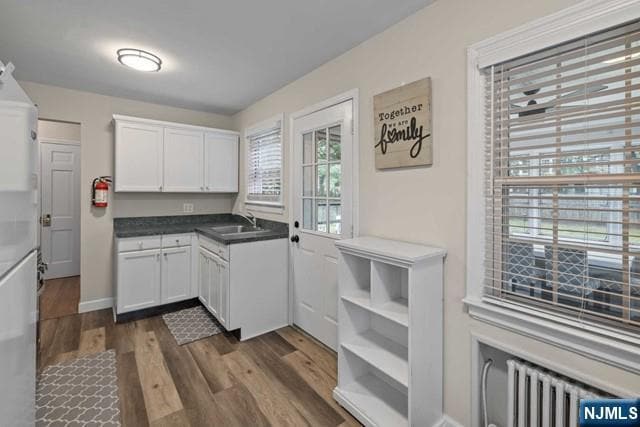 Building Photo - 13-08 Plaza