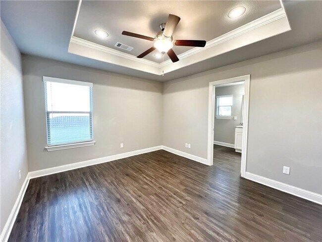 Building Photo - 1756 Charismatic Dr