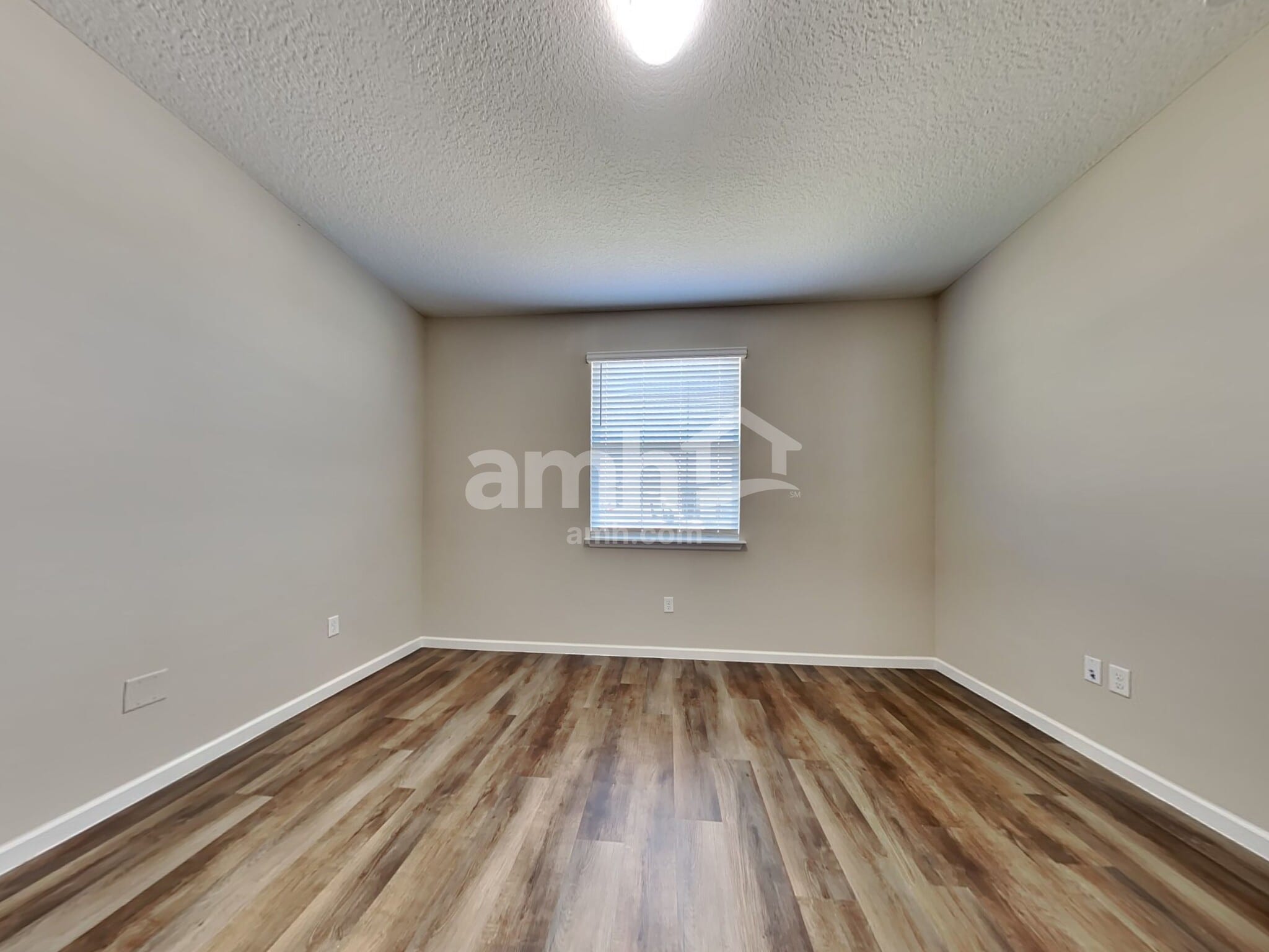 Building Photo - 82 Hemlock Point