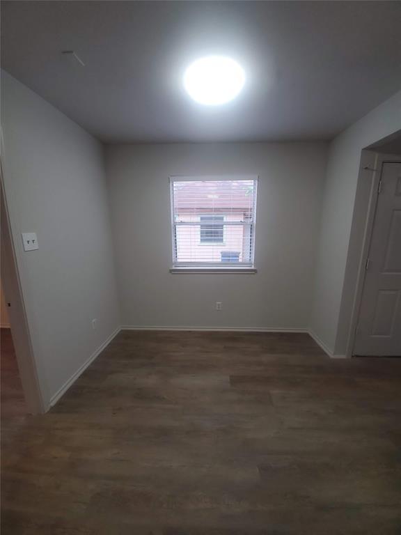 Building Photo - 6909 Hyland Cir