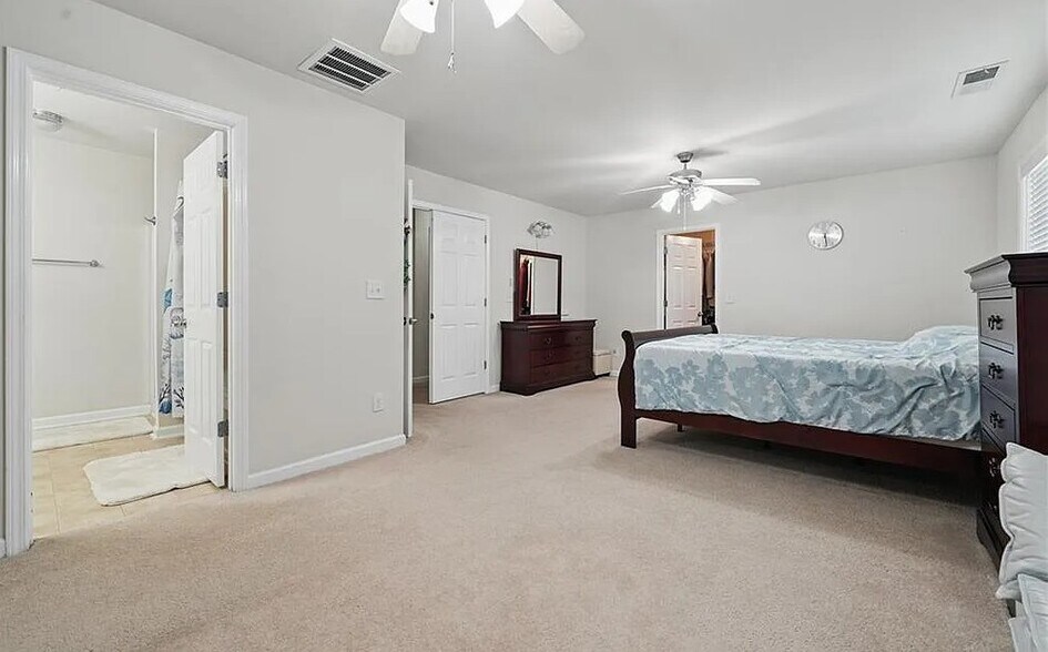 Building Photo - 2545 Gatewater Ct