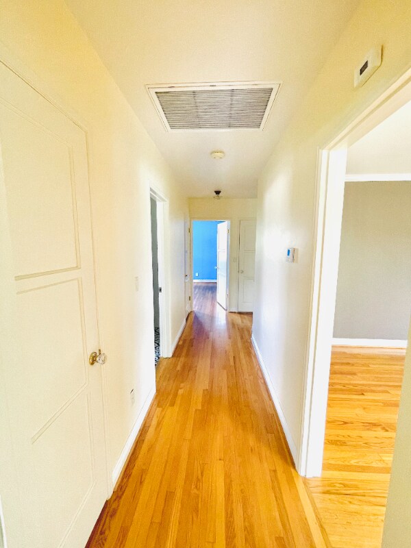 Building Photo - 6206 Pontiac St